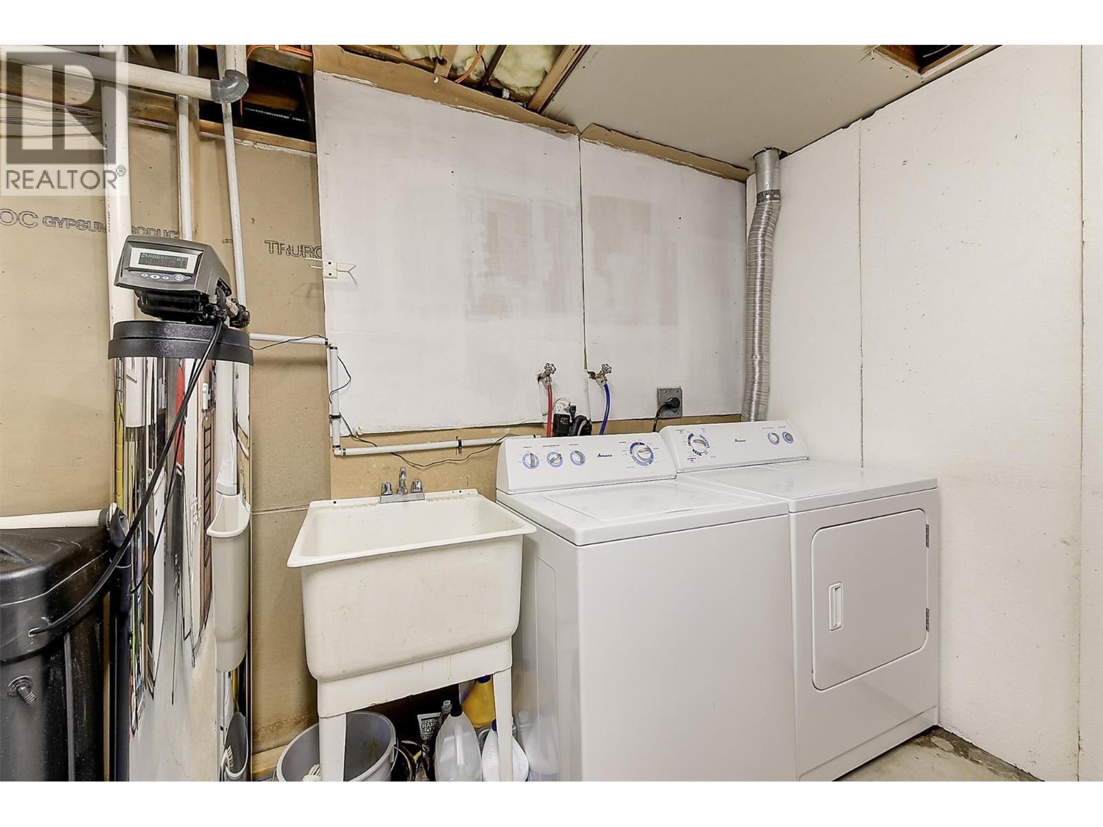  10892 Russell Road, Lake Country