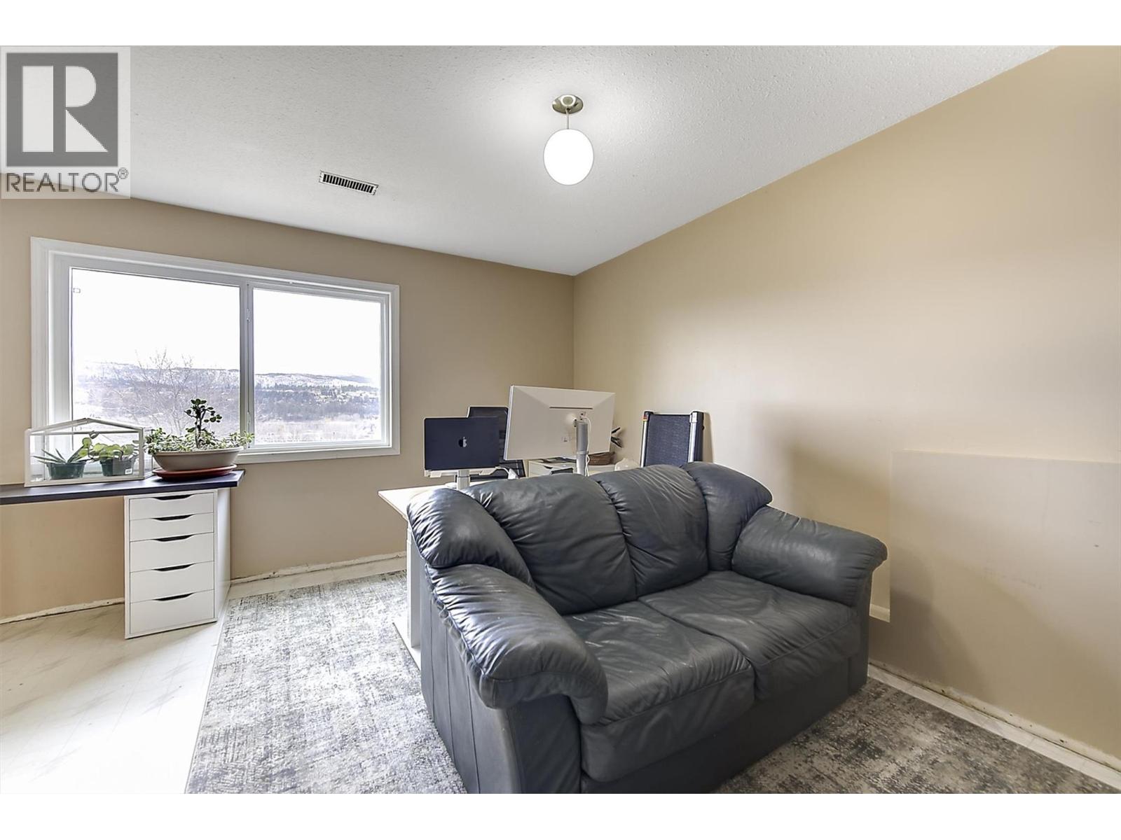  10892 Russell Road, Lake Country