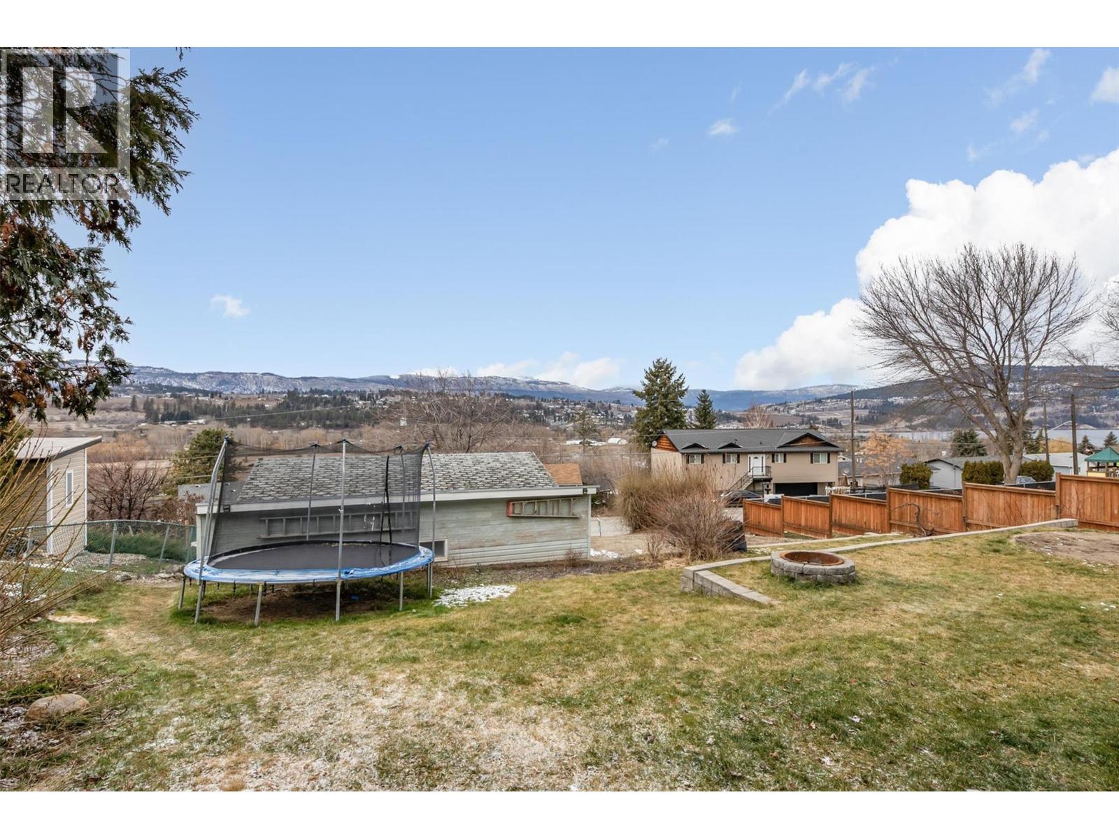  10892 Russell Road, Lake Country