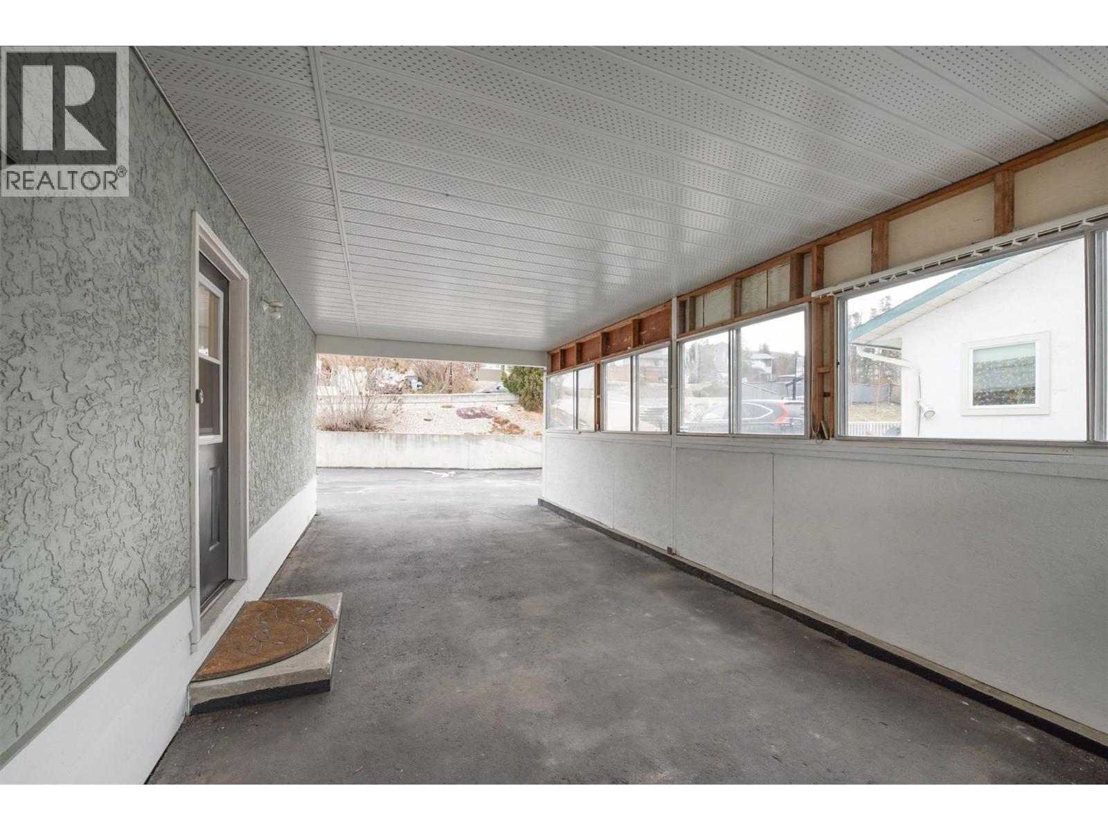  10892 Russell Road, Lake Country