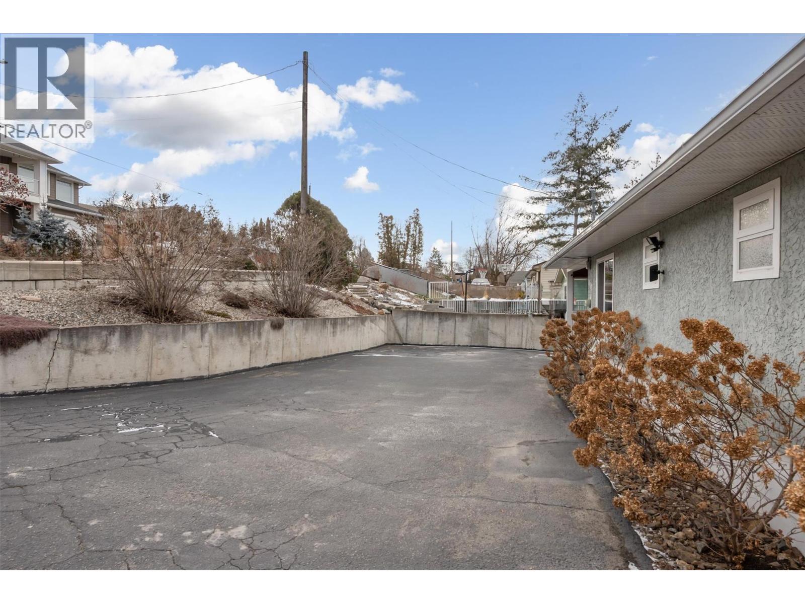  10892 Russell Road, Lake Country