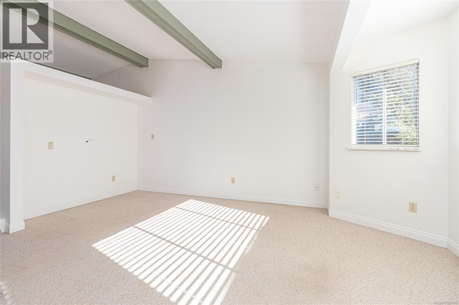 235 Fourth Ave, Qualicum Beach