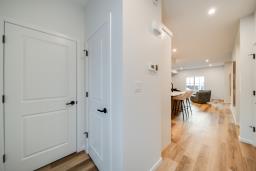 11121 62 Street, Edmonton, AB T5W4B8 Photo 36