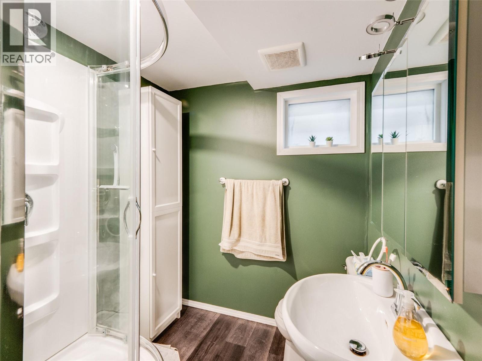 601 6th Avenue, Castlegar