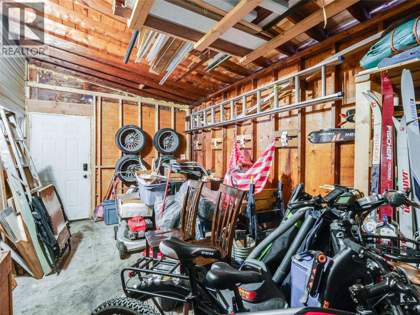 601 6th Avenue, Castlegar