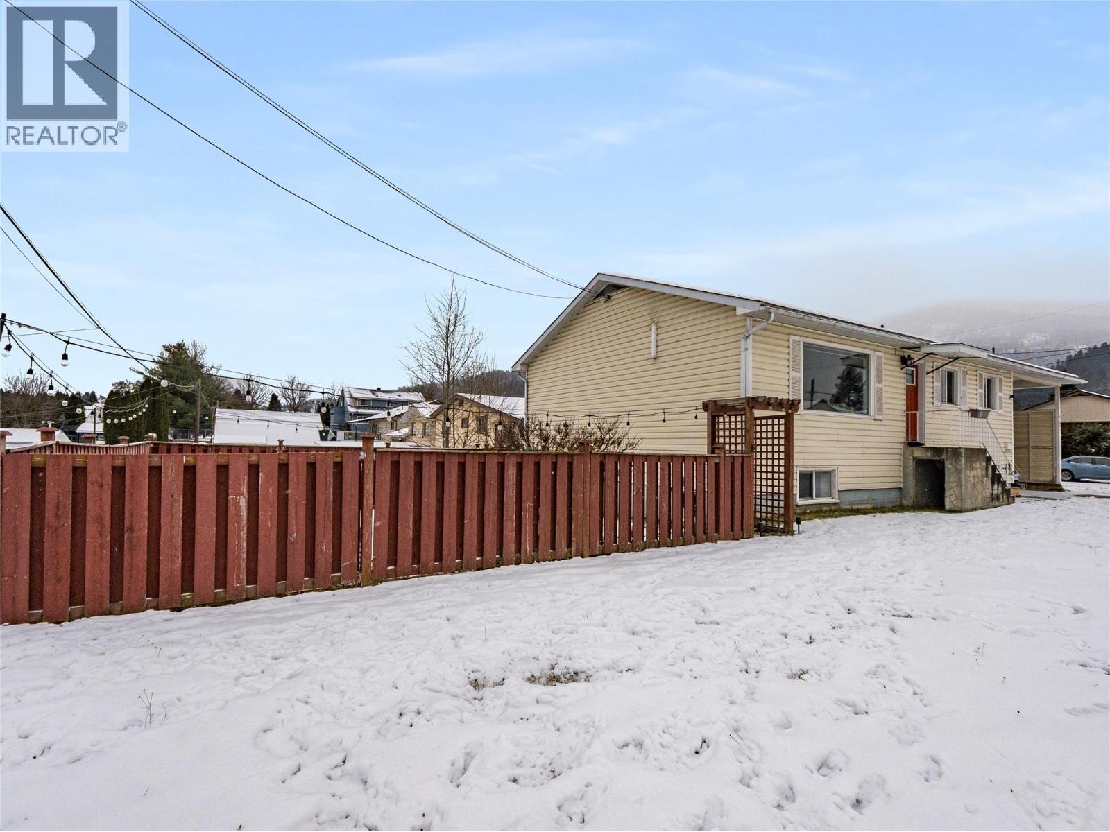 601 6th Avenue, Castlegar