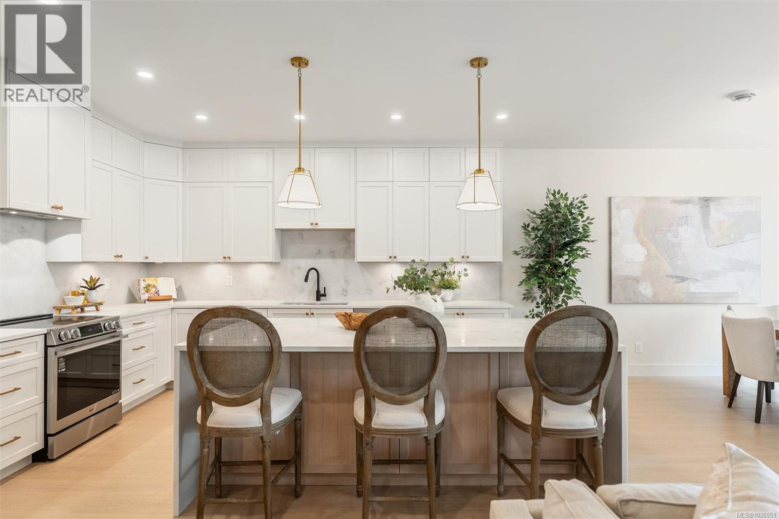 1563 Marble Pl, Langford