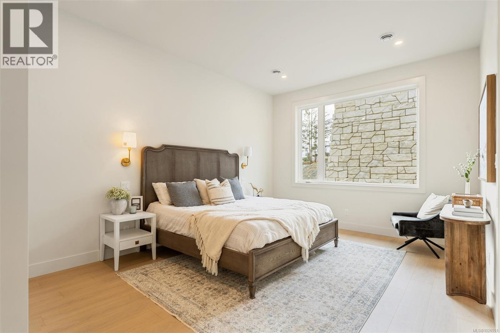 1563 Marble Pl, Langford