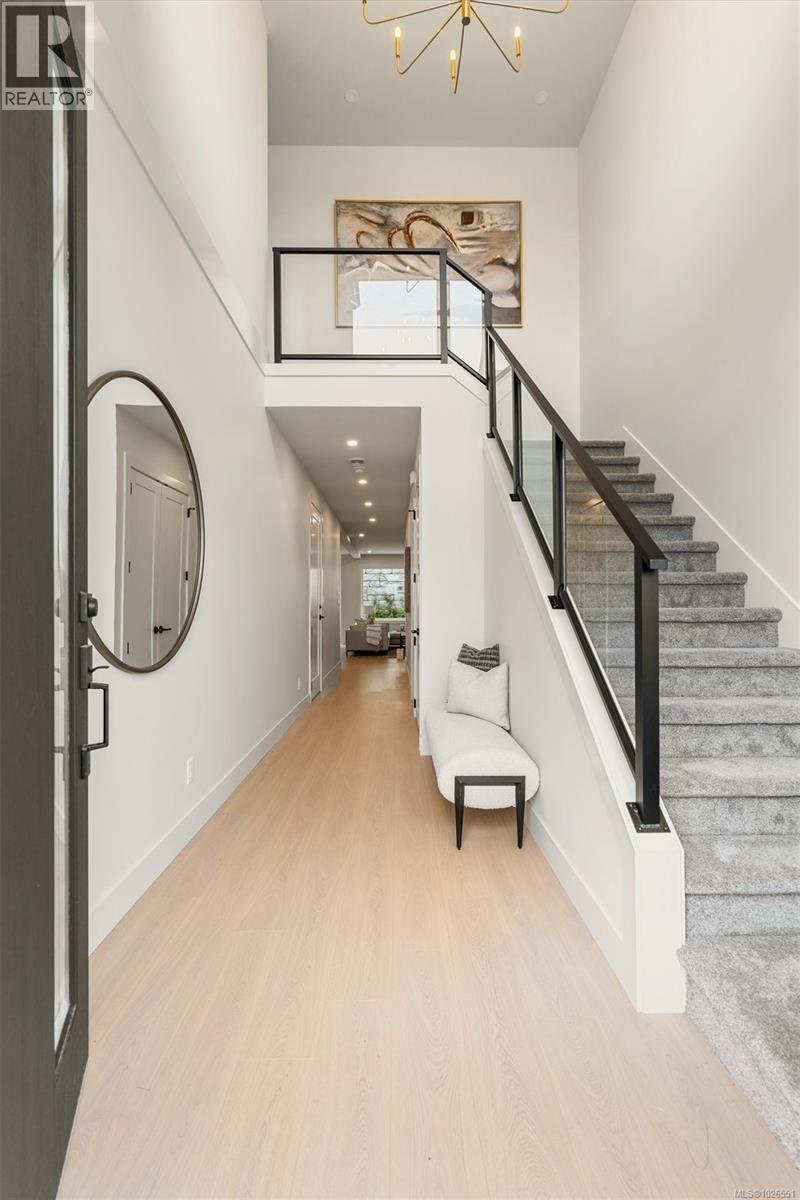 1563 Marble Pl, Langford