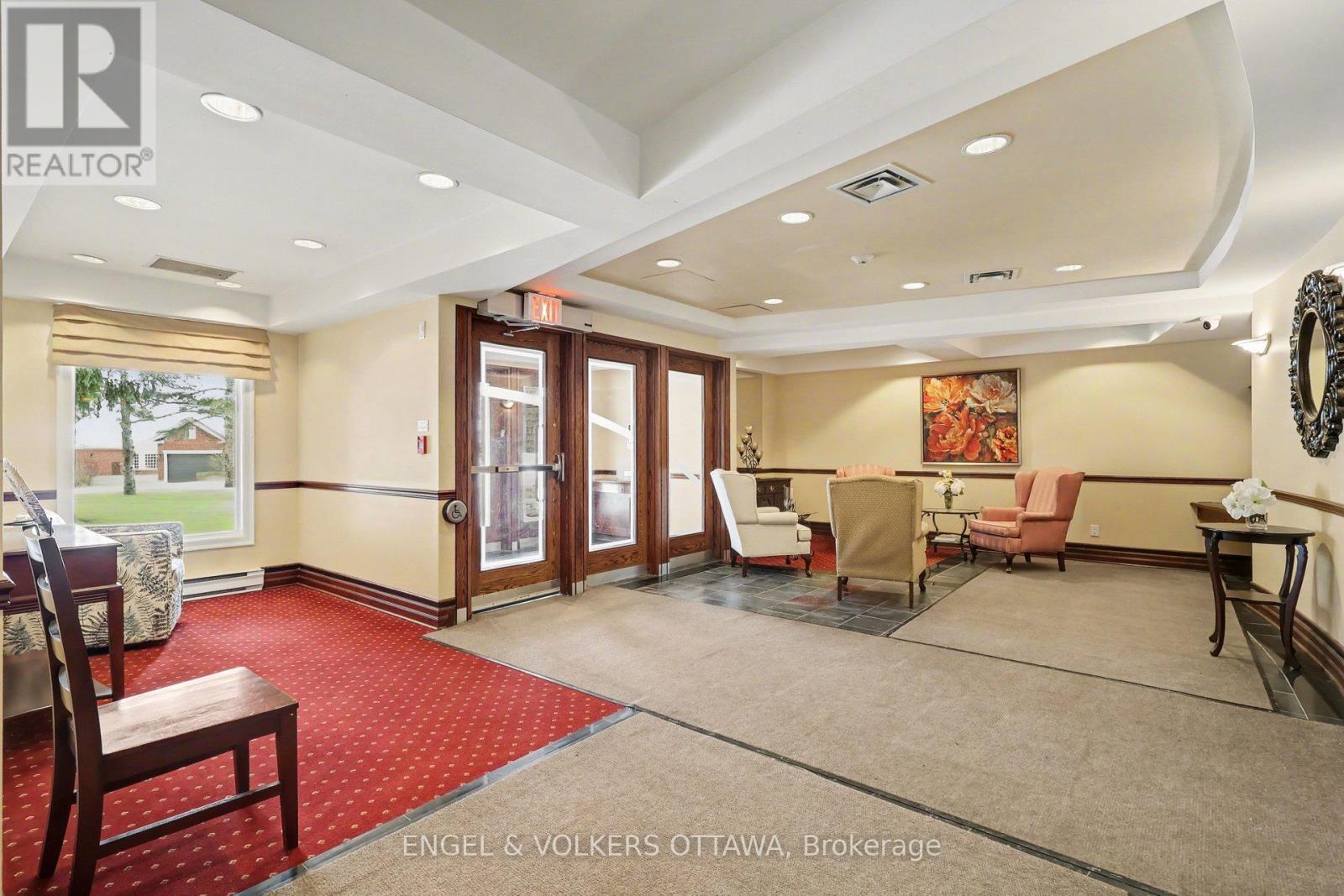 Luxuriously appointed lobby