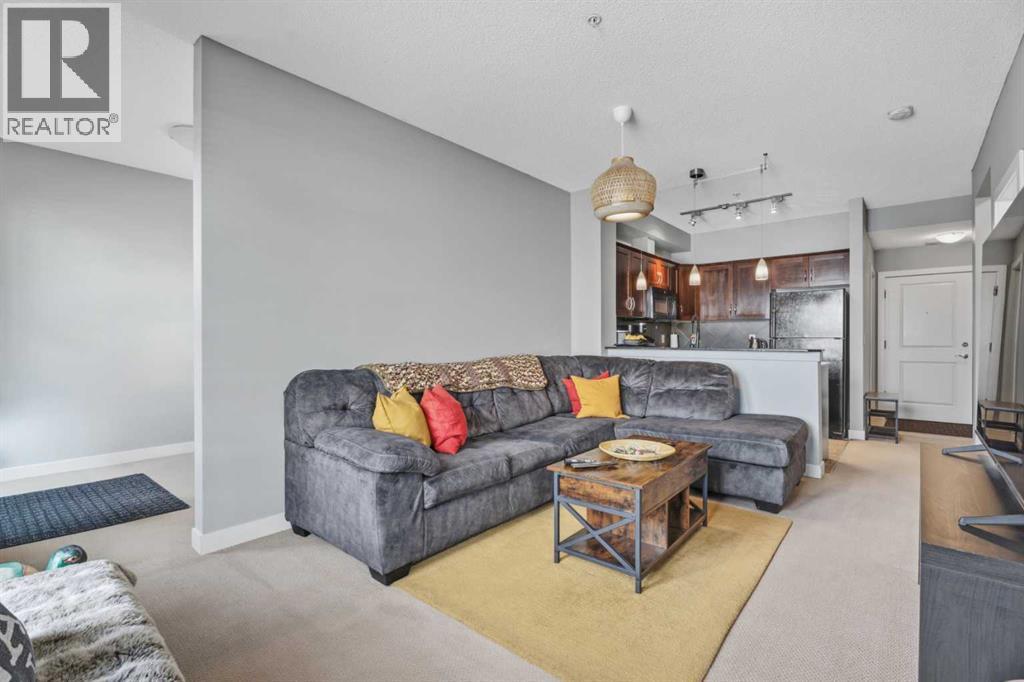 201 Sunset Drive, Cochrane