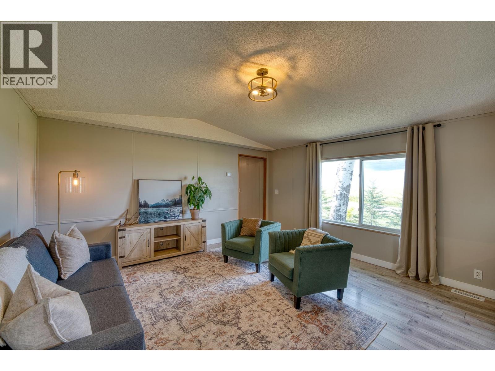 11075 257 ROAD, Fort St. John