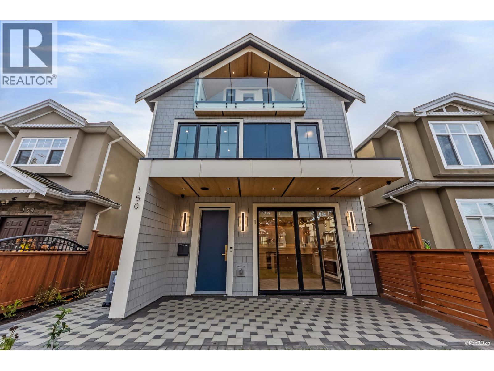 1 150 E 51 AVENUE - Main photo, Vancouver, British Columbia