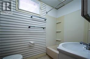 4904 Pleasant Valley Road - 9
