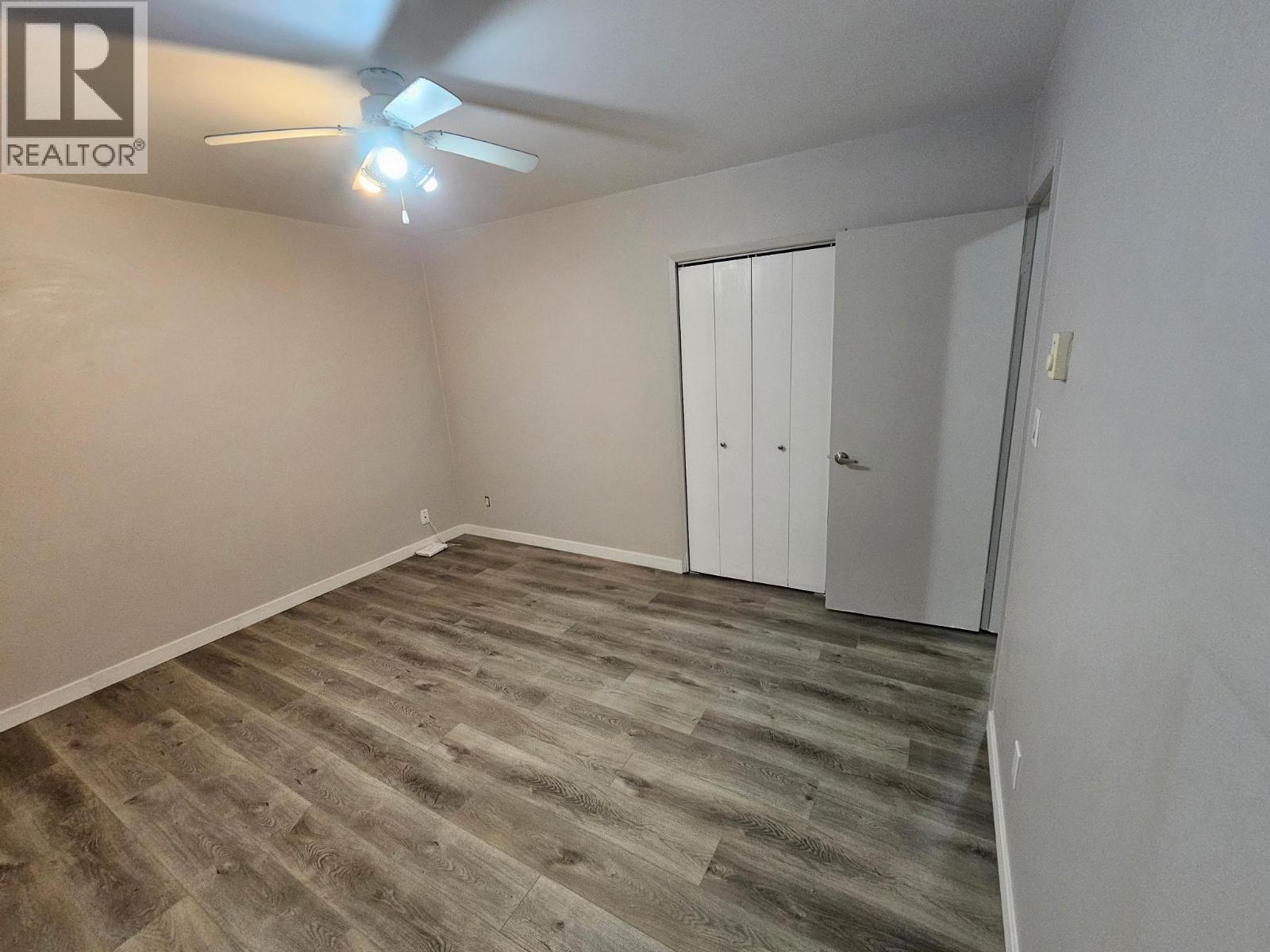 4904 Pleasant Valley Road - 26