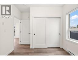 307 610 Lampson St, Esquimalt, BC V9A0L4 Photo 14