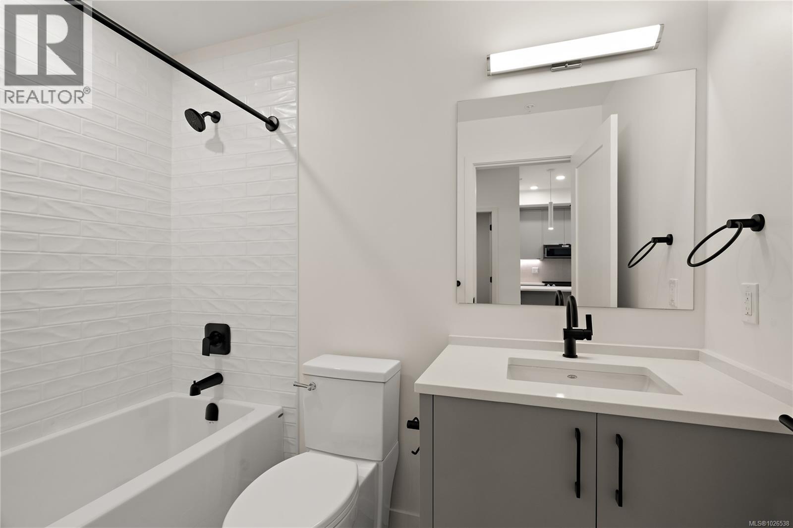 305 610 Lampson St, Esquimalt