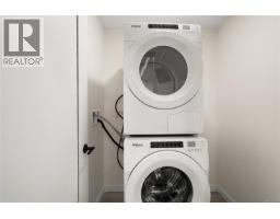 304 610 Lampson St, Esquimalt, BC V9A0L4 Photo 13