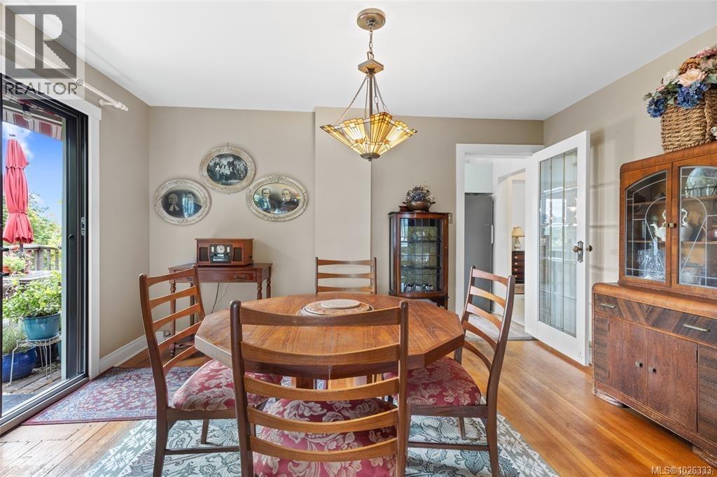 10664 Cedar Dr, Youbou