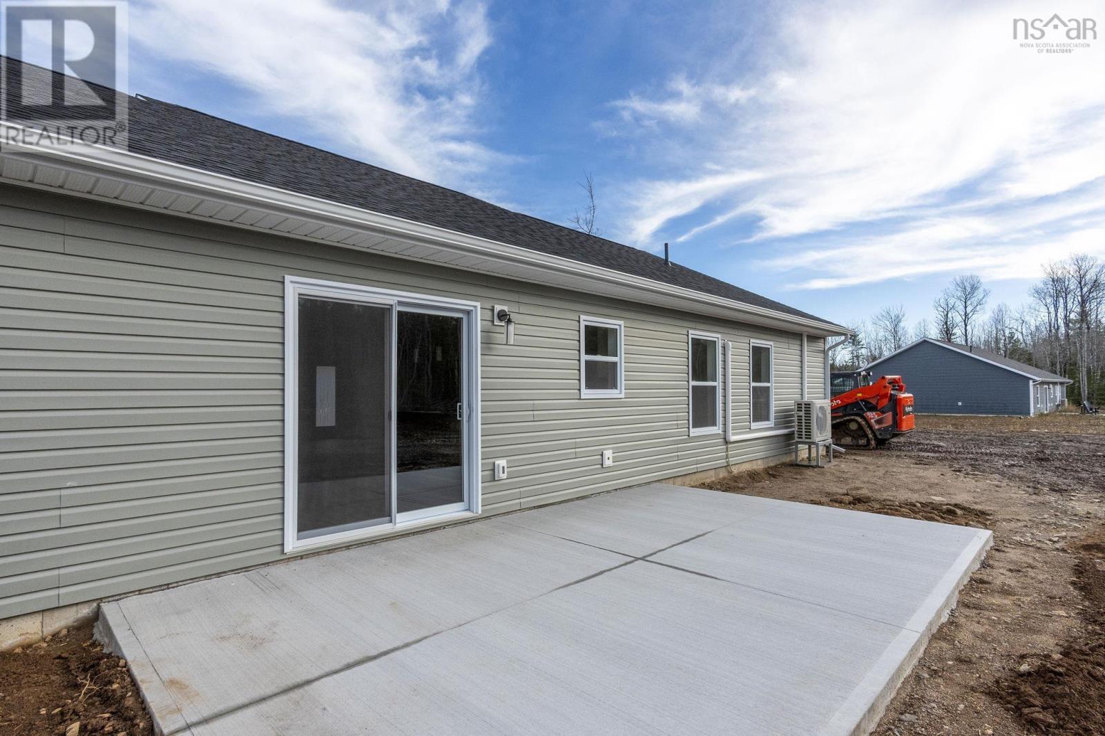 Property 24 of 26 of 422 East Torbrook Road