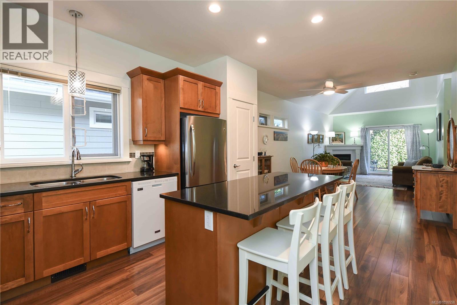 #5 700 LANCASTER WAY - 8