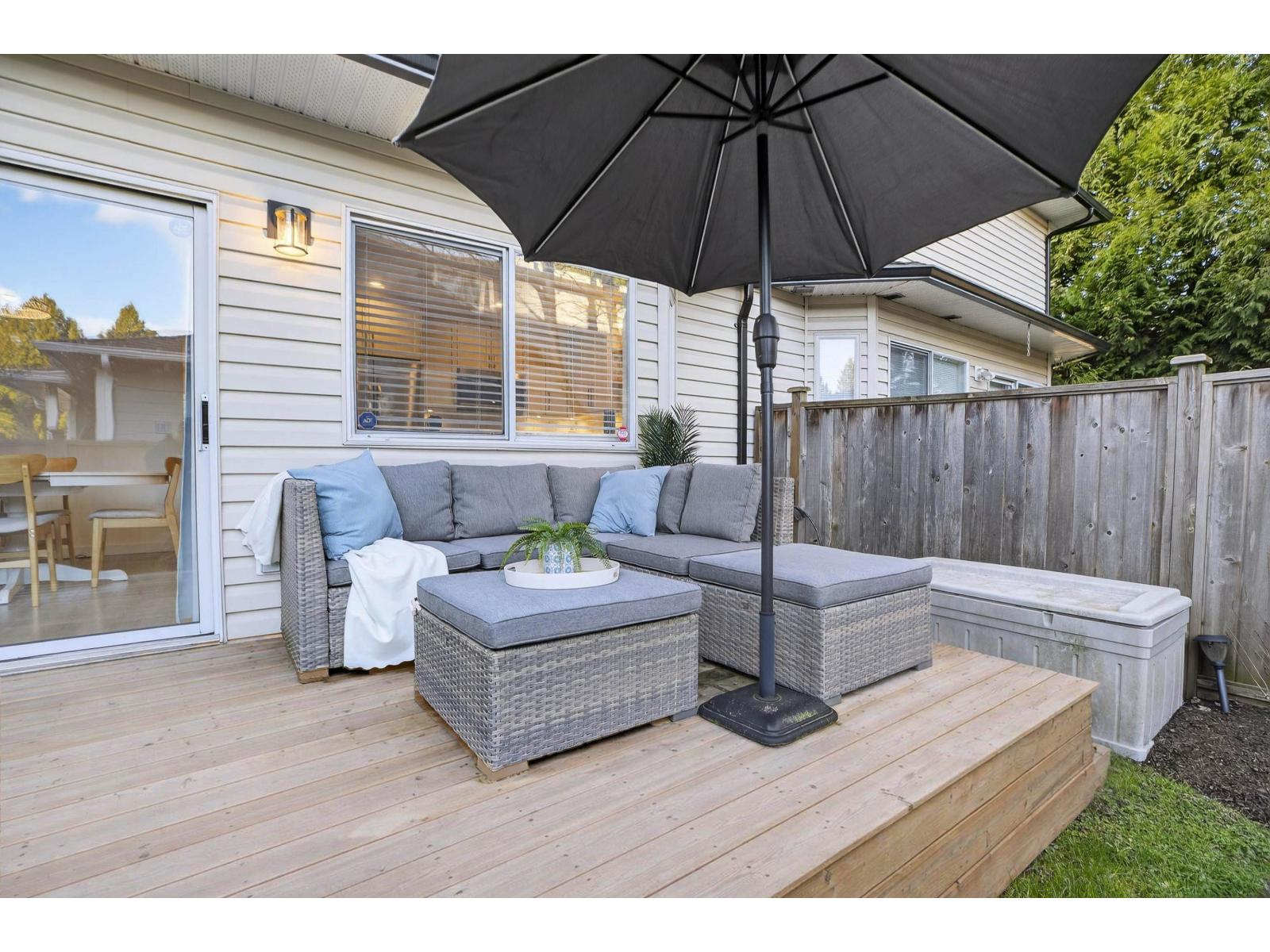 114 9561 207 STREET, Langley