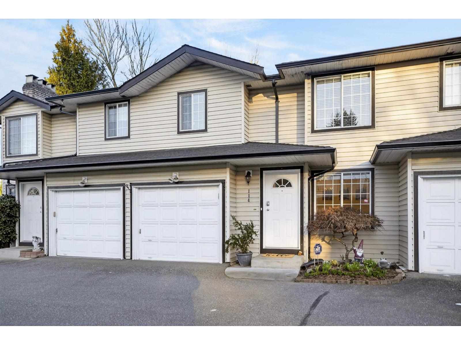 114 9561 207 STREET, Langley