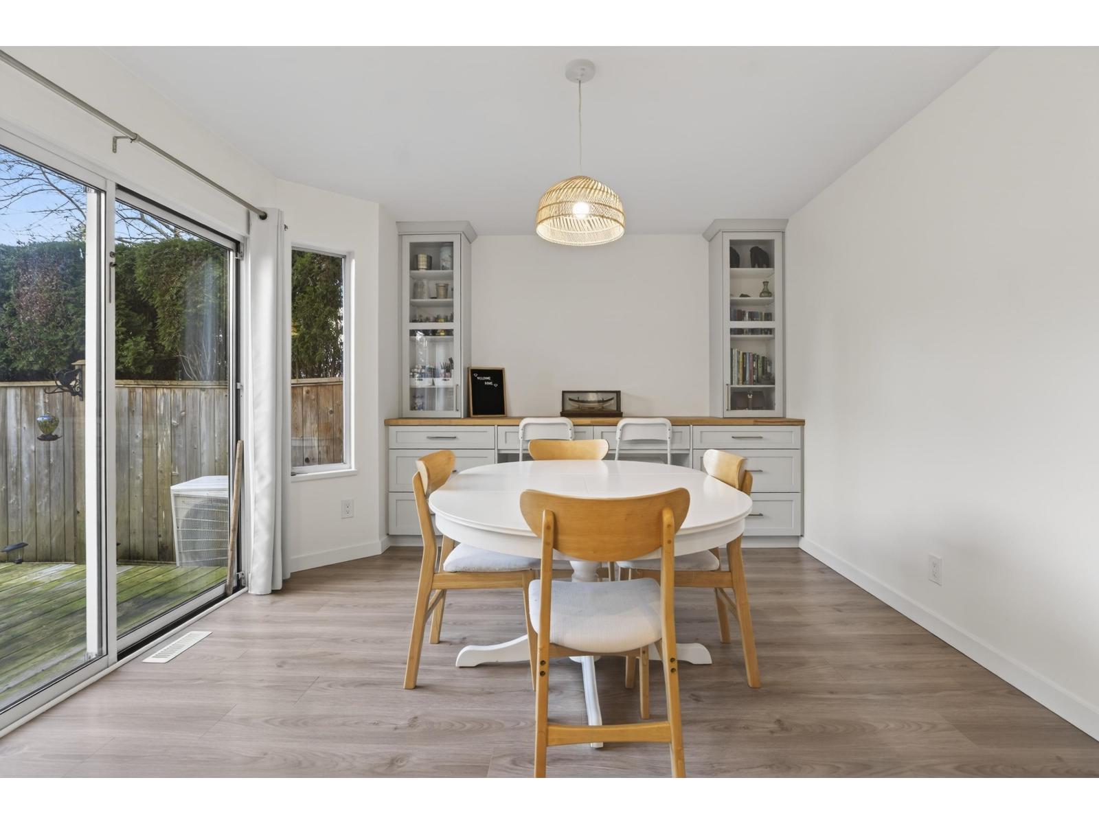 114 9561 207 STREET, Langley