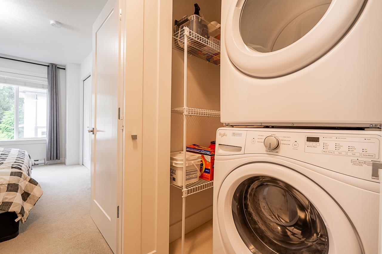 2 9718 161A STREET, Surrey