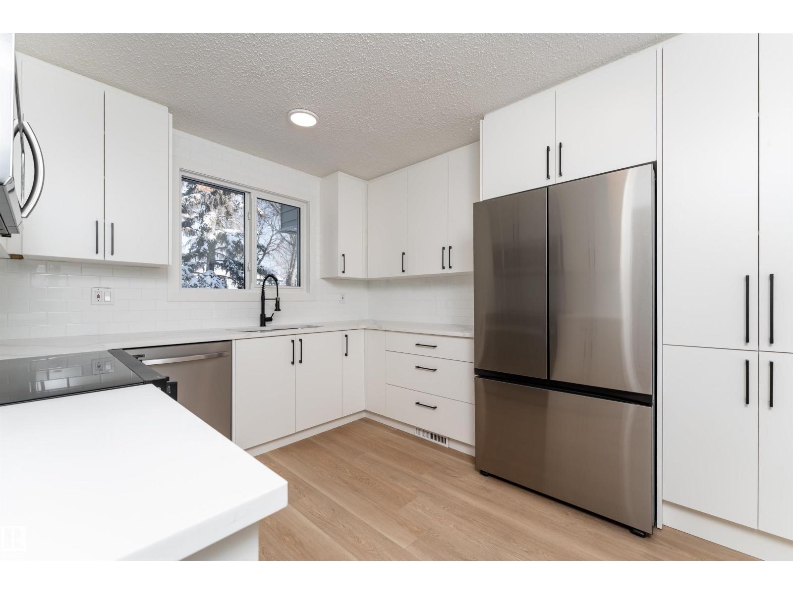 3108 142 AV NW - 1