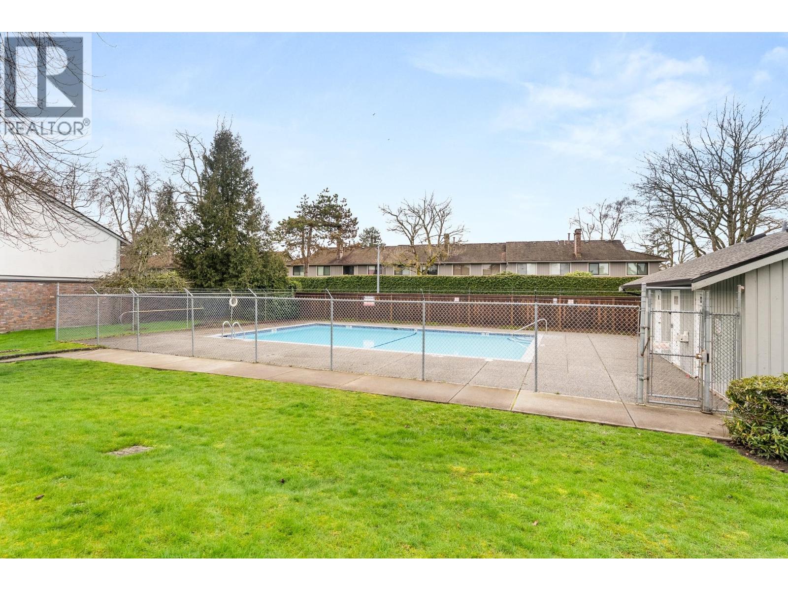 42 11551 KINGFISHER DRIVE, Richmond