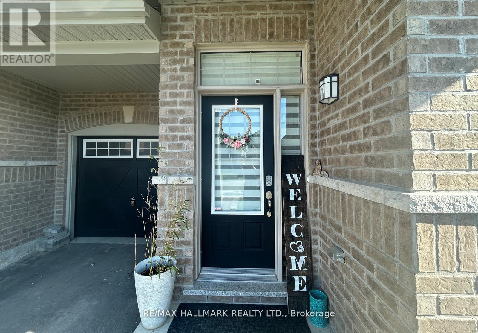 10 PEARCEY CRESCENT - Photo 2 of 11, Barrie (West Bayfield), Ontario