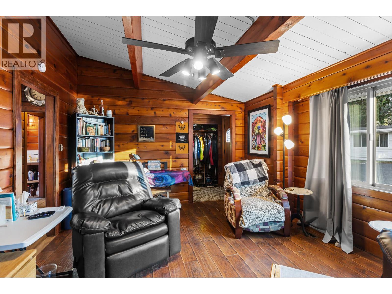  1210 Paradise Avenue, Sicamous