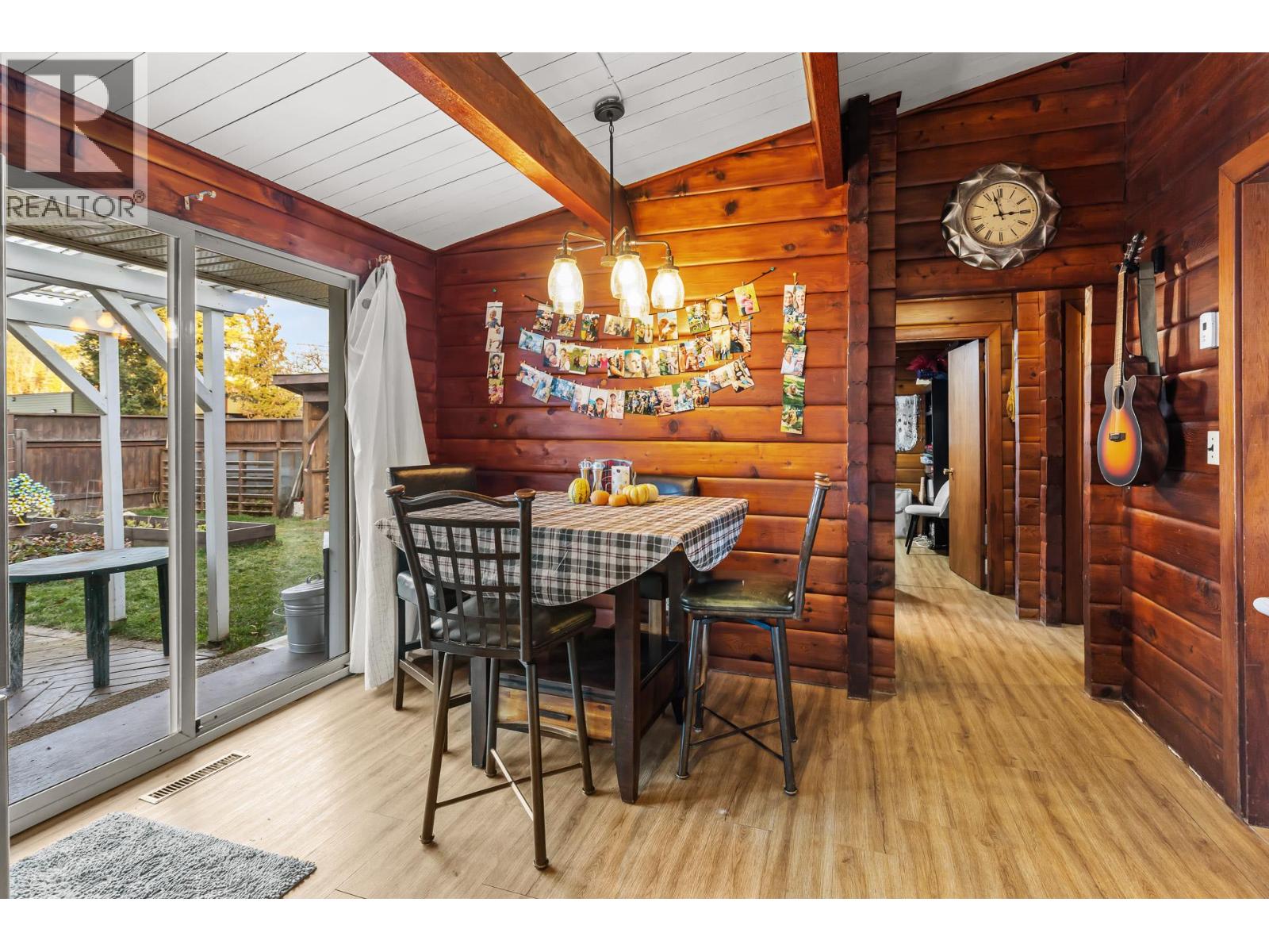  1210 Paradise Avenue, Sicamous