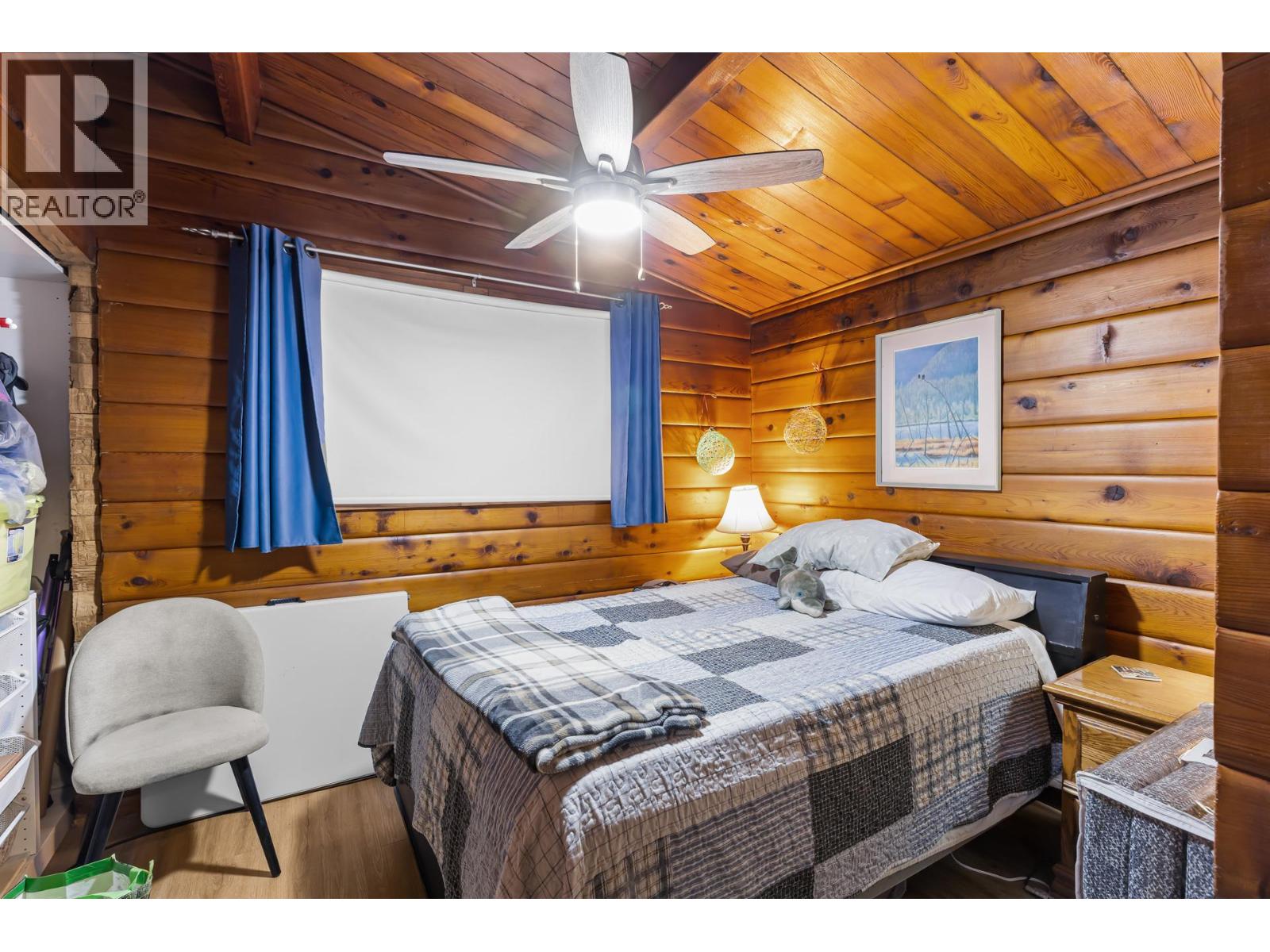  1210 Paradise Avenue, Sicamous