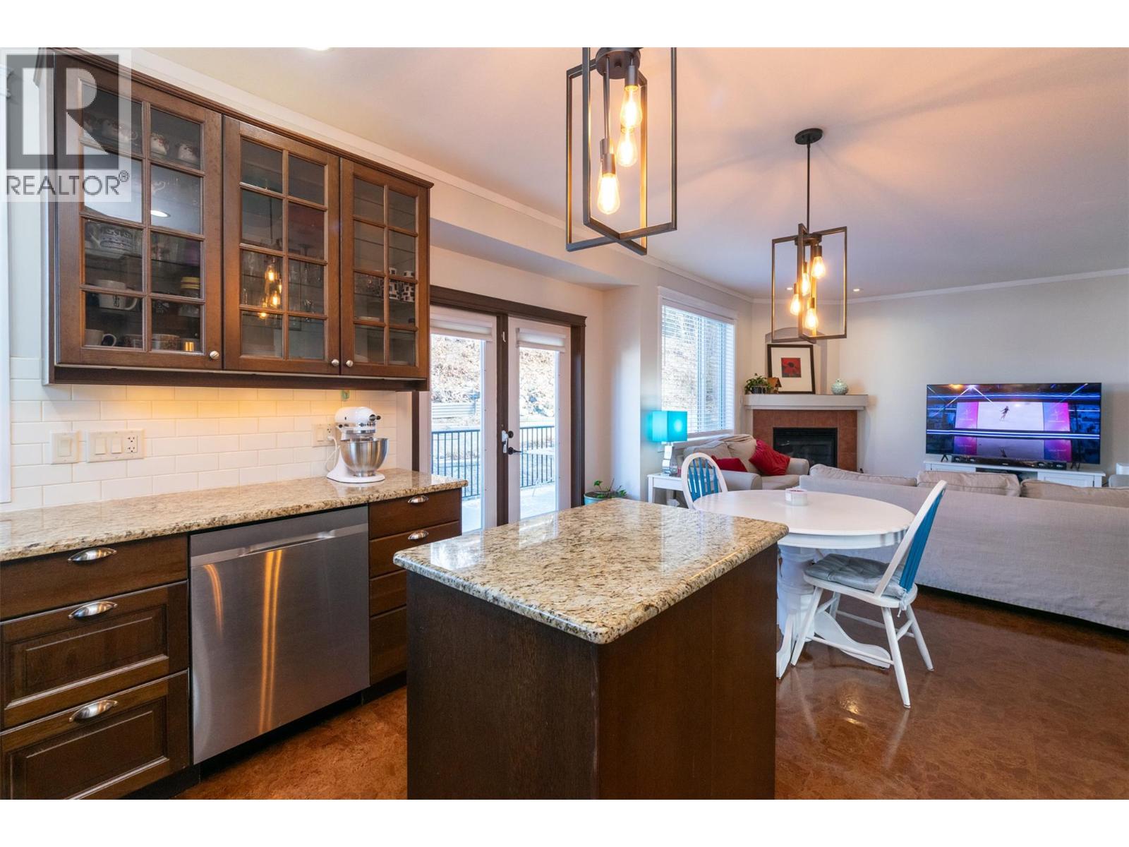 1571 20 Avenue NE, Salmon Arm