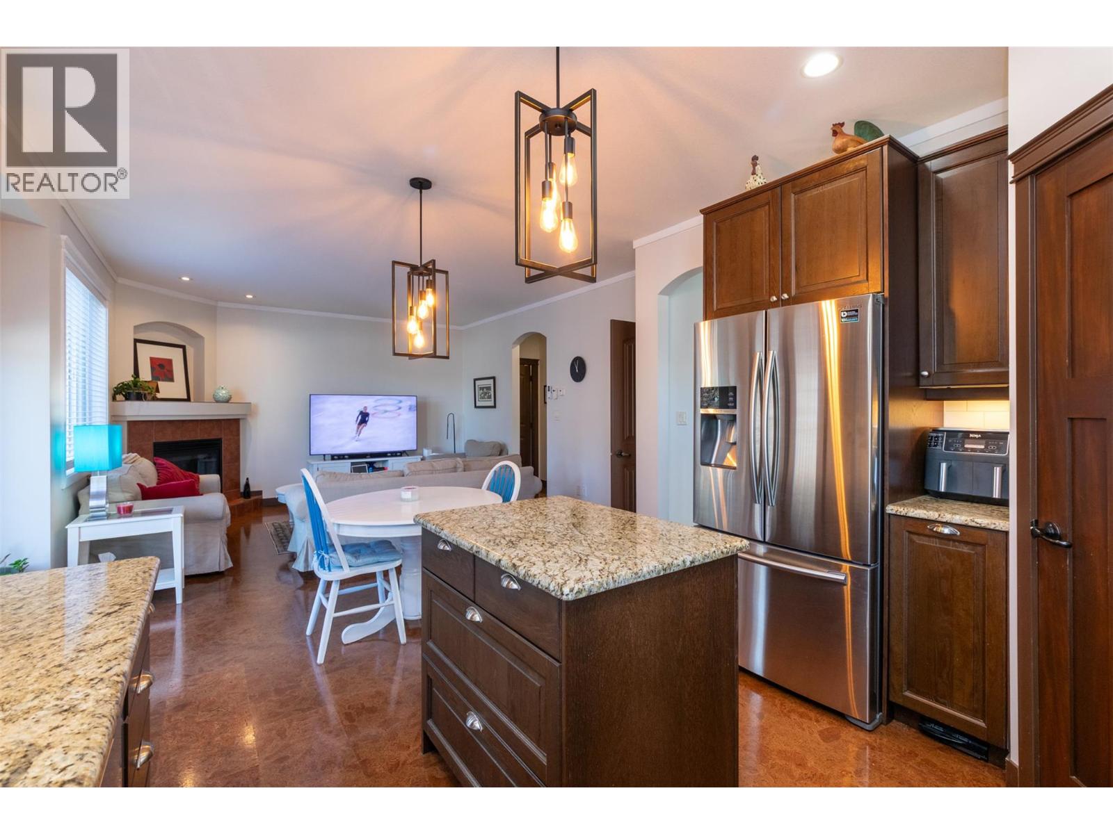 1571 20 Avenue NE, Salmon Arm