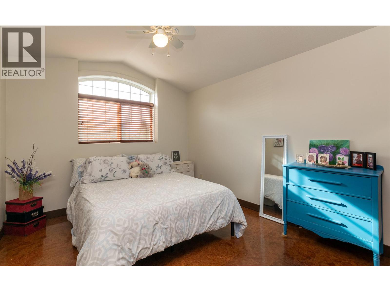 1571 20 Avenue NE, Salmon Arm