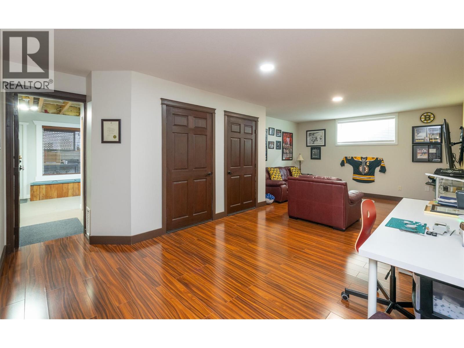 1571 20 Avenue NE, Salmon Arm