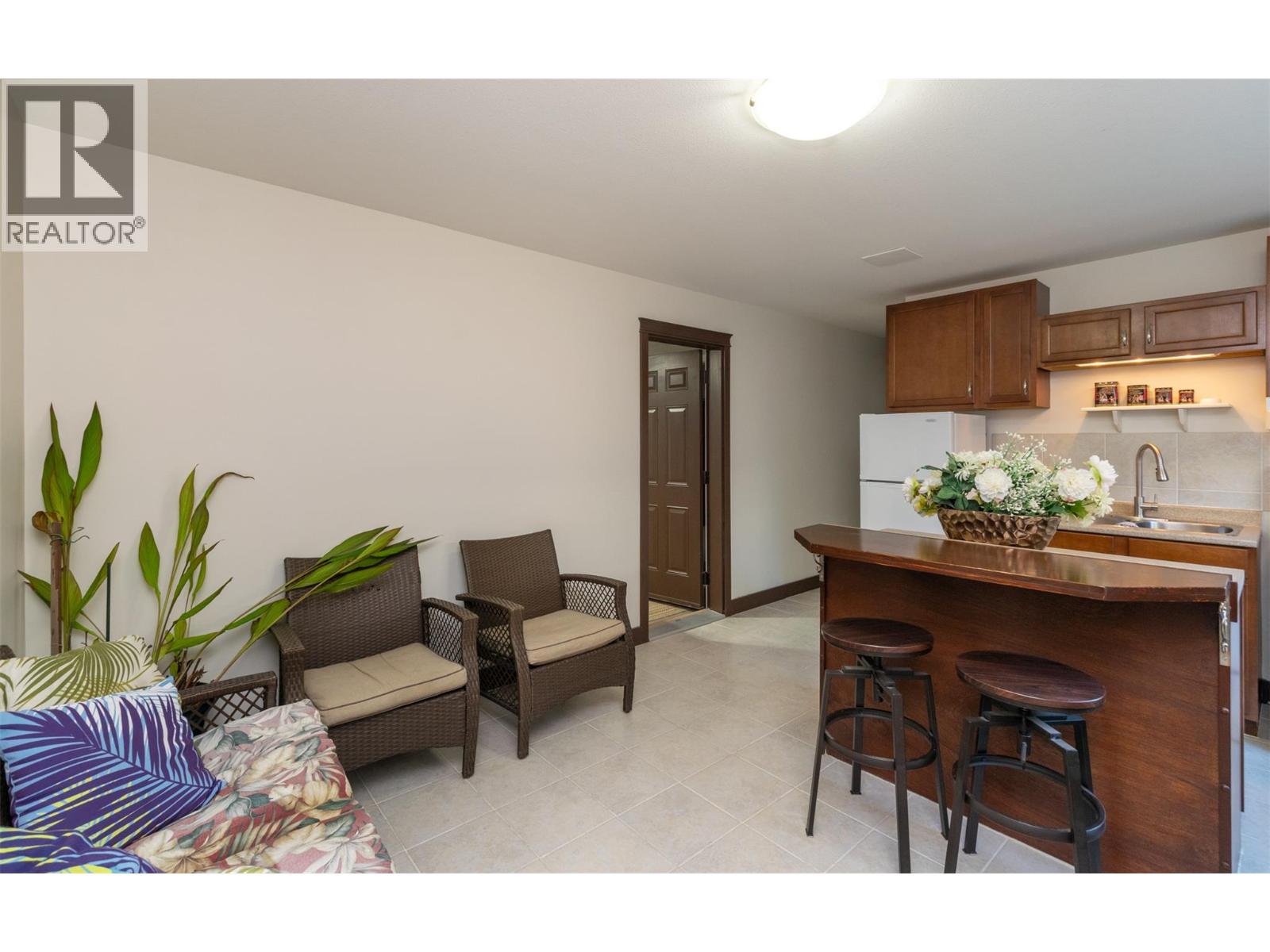 1571 20 Avenue NE, Salmon Arm