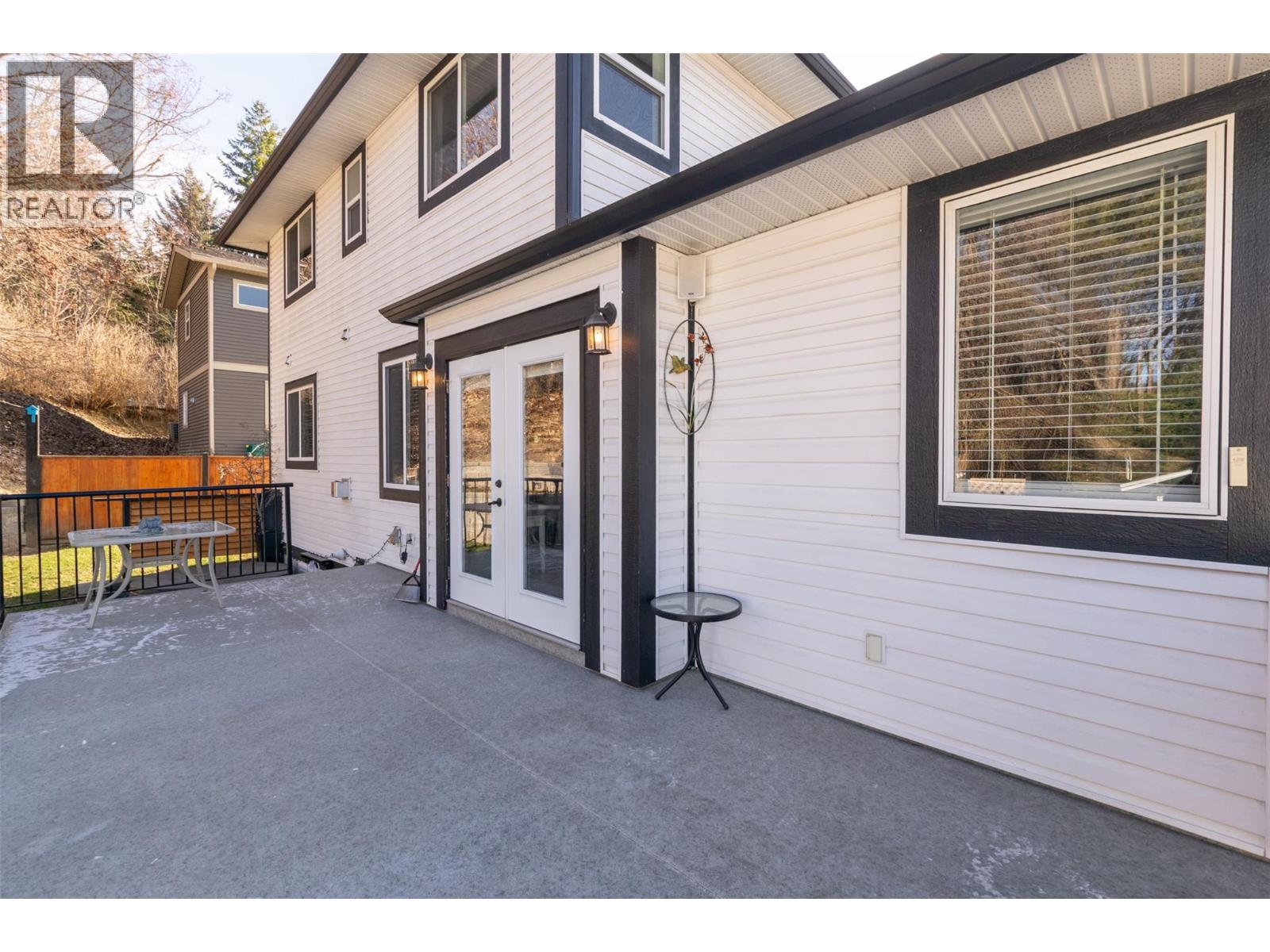 1571 20 Avenue NE, Salmon Arm