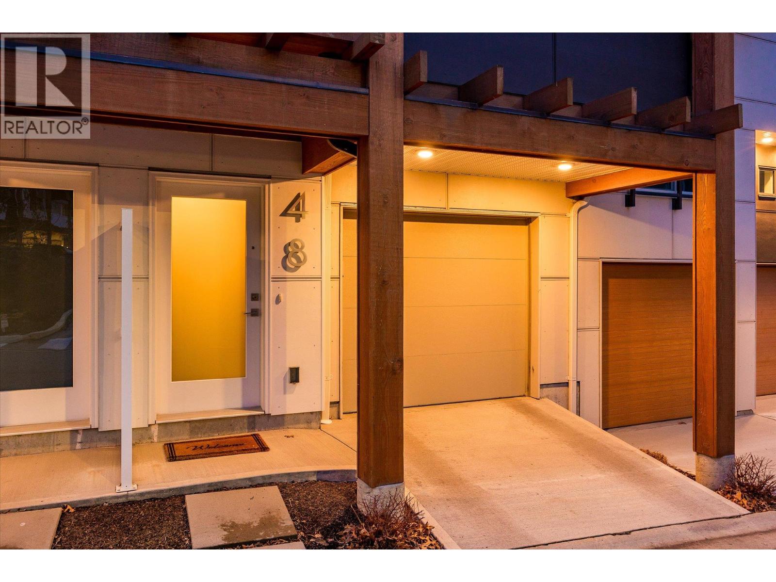#48 720 Valley Road - 9