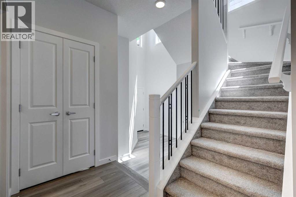 Single Family House for Sale in  Creekstone Circle SW Pine Creek Calgary 