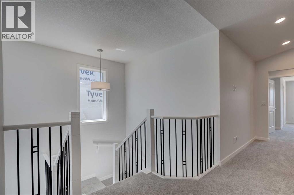 Single Family House for Sale in  Creekstone Circle SW Pine Creek Calgary 