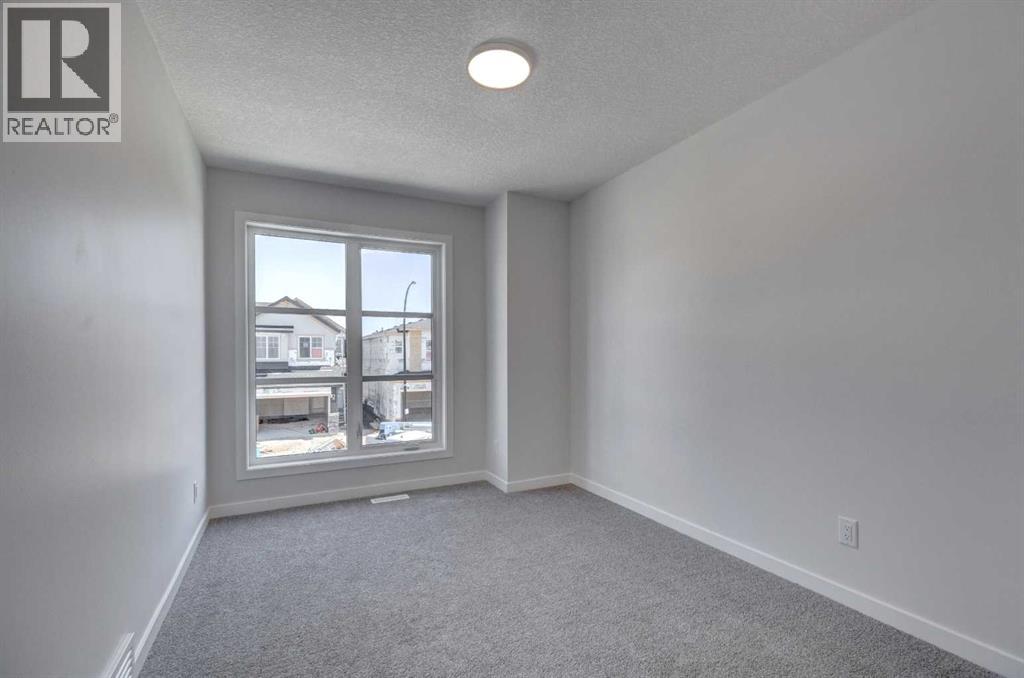 Single Family House for Sale in  Creekstone Circle SW Pine Creek Calgary 