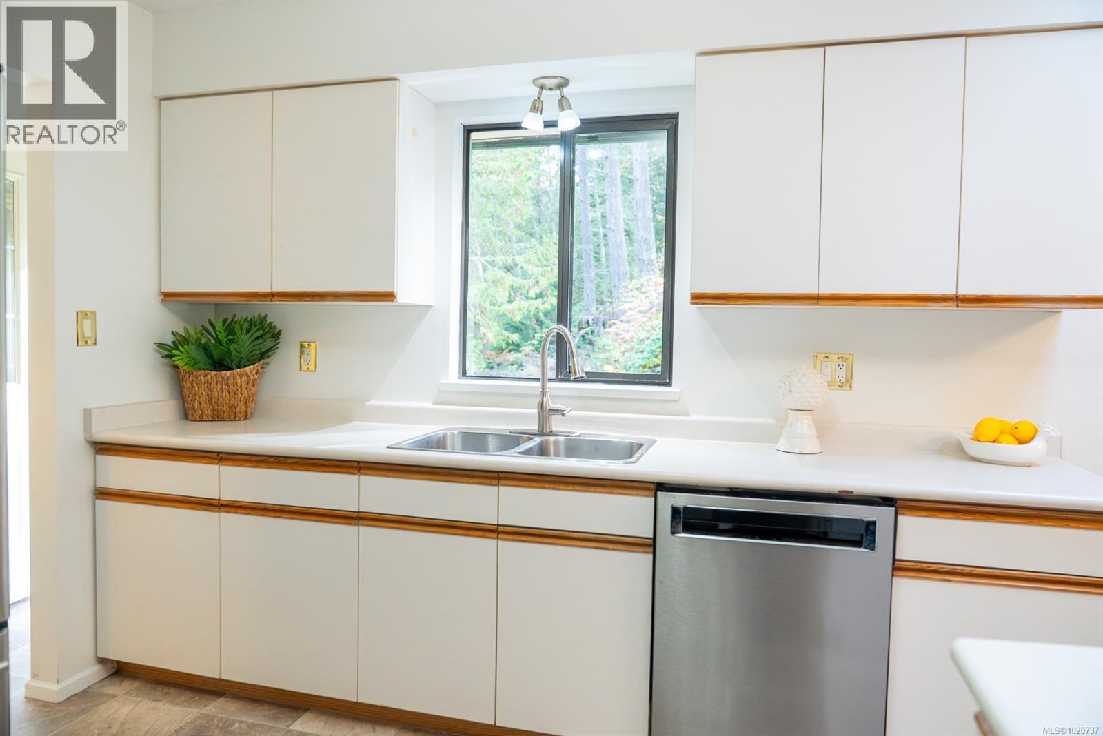 37150 Schooner Way, Pender Island