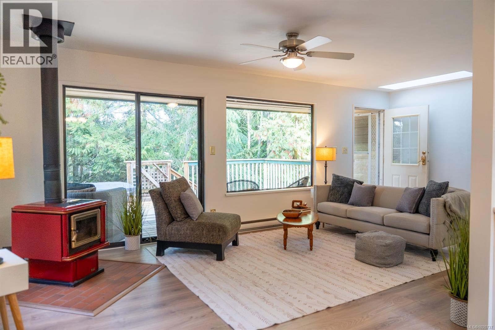 37150 Schooner Way, Pender Island