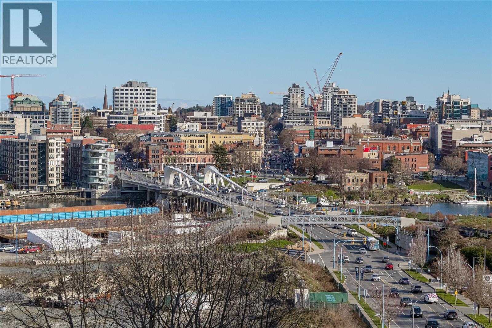 708 83 Saghalie Road, Victoria