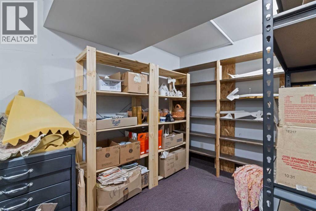 Single Family House 4 Level for Sale in  Macewan Glen Drive NW MacEwan Glen Calgary 