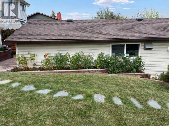 Single Family House 4 Level for Sale in  Macewan Glen Drive NW MacEwan Glen Calgary 